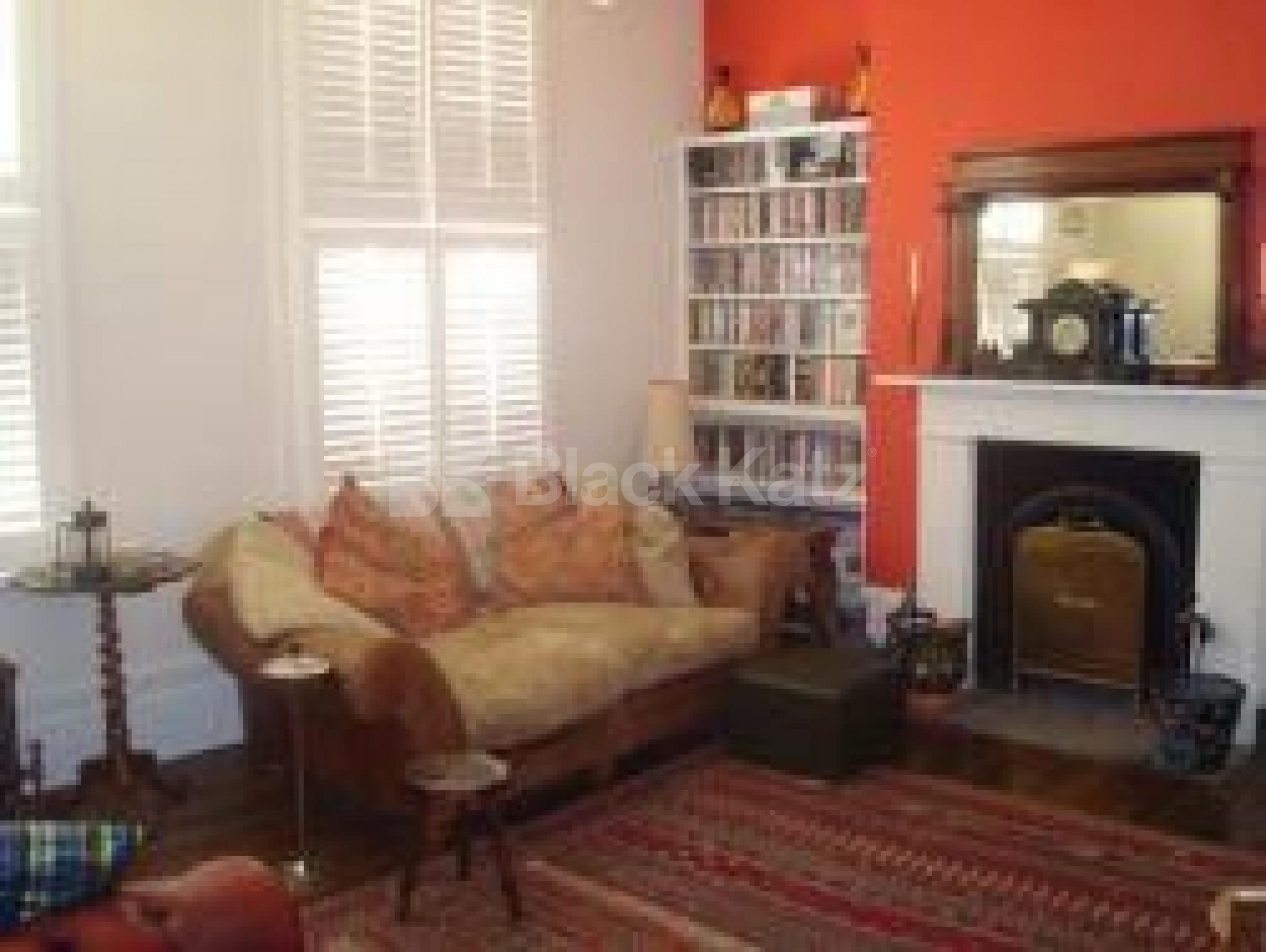 			New Instrction, 3 Bedroom, 1 bath, 1 reception Flat			 Lambton Road, Crouch Hill / Archway N19